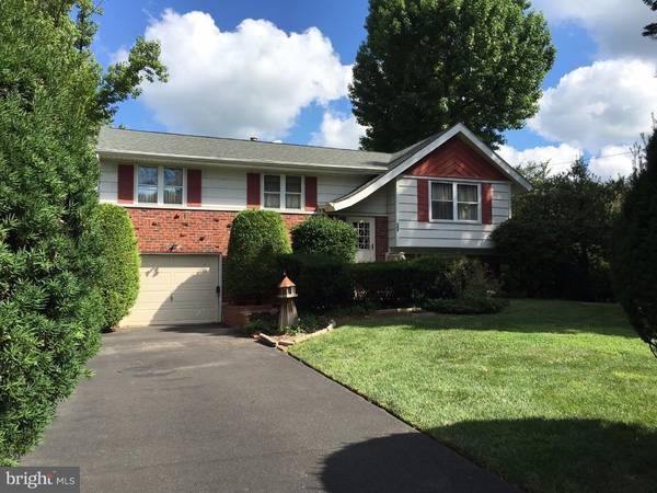 107 PAWNEE RD, Doylestown, PA 18901