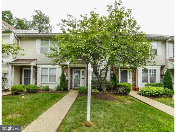 212 LEEDOM WAY #127, Newtown, PA 18940