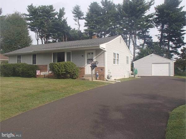 55 WOODLAND DR, Warminster, PA 18974