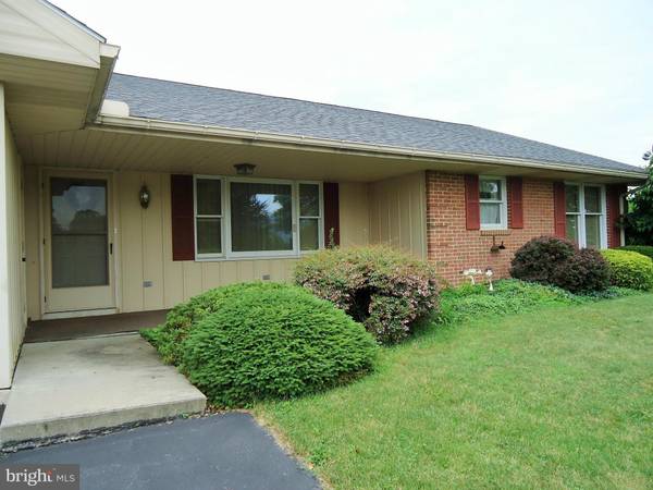 11972 WOODLEA DR N, Waynesboro, PA 17268