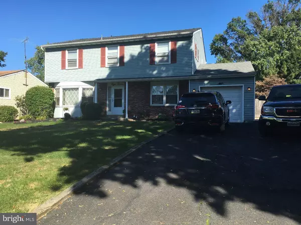 815 PELHAM AVE, Warminster, PA 18974