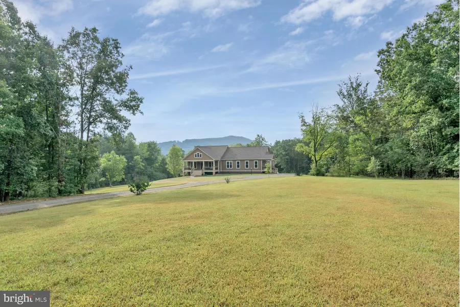 1853 THOMFORDSON LN, Ruckersville, VA 22968