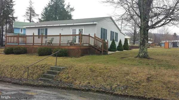 201 SHAFFER AVENUE, Terra Alta, WV 26764