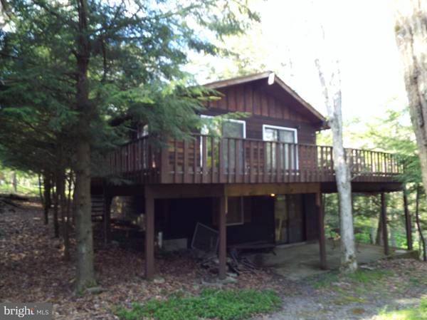 90 GROSBEAK DR, Terra Alta, WV 26764