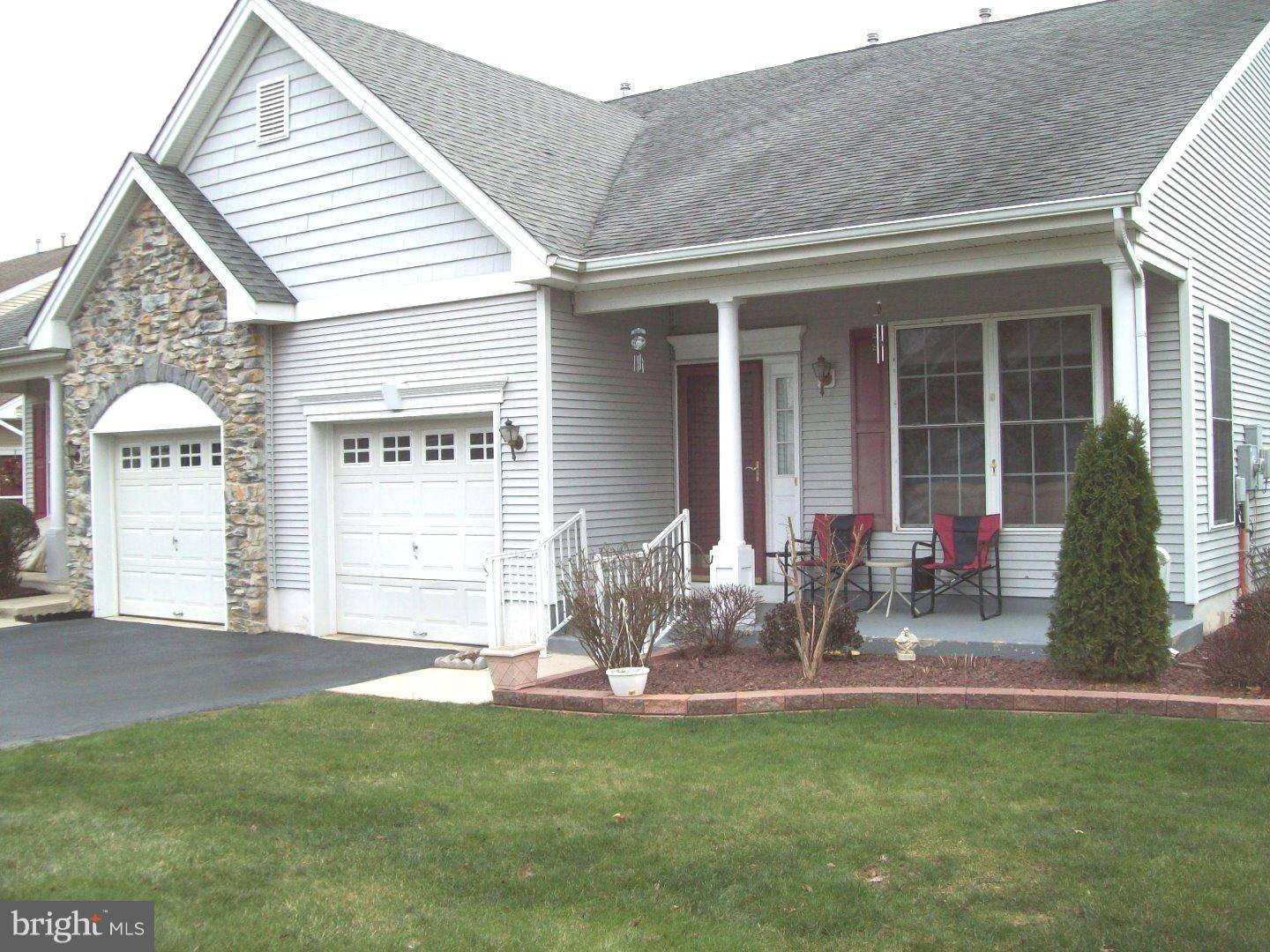 127 MEADOWLARK DR, Hamilton, NJ 08690