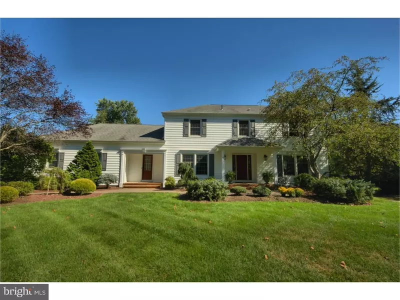 6 MARBLEHEAD DR, West Windsor, NJ 08550