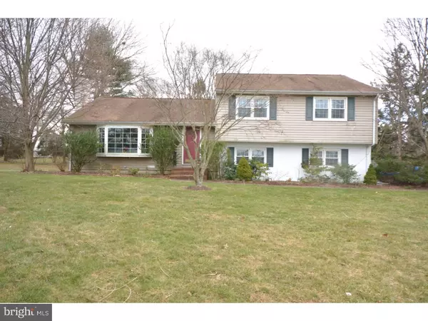 93 MOUNTAINVIEW RD, Ewing, NJ 08628