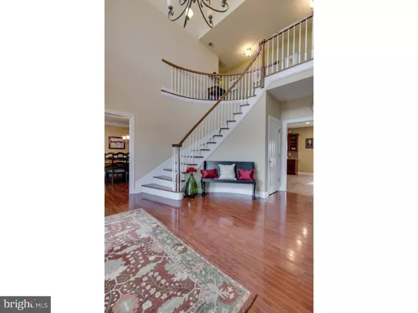 Robbinsville, NJ 08691,2 LANDVIEW CT