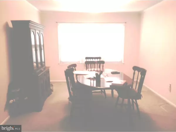 Hamilton, NJ 08619,231 TRENTON AVE