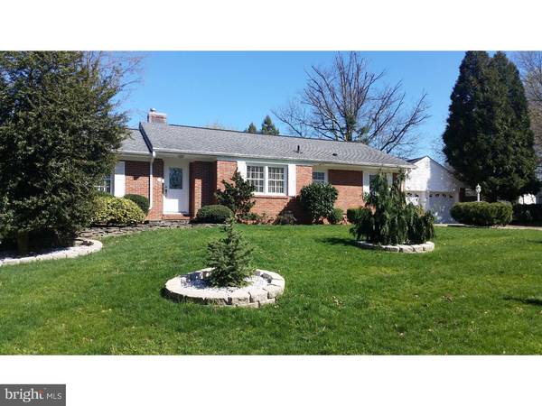 236 HUTCHINSON ST, Hightstown, NJ 08520