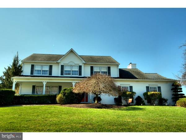 8 BUCK RD, Hamilton, NJ 08620