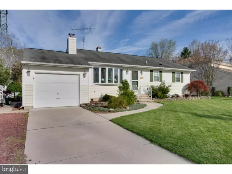 31 IORIO DR, Hamilton, NJ 08620