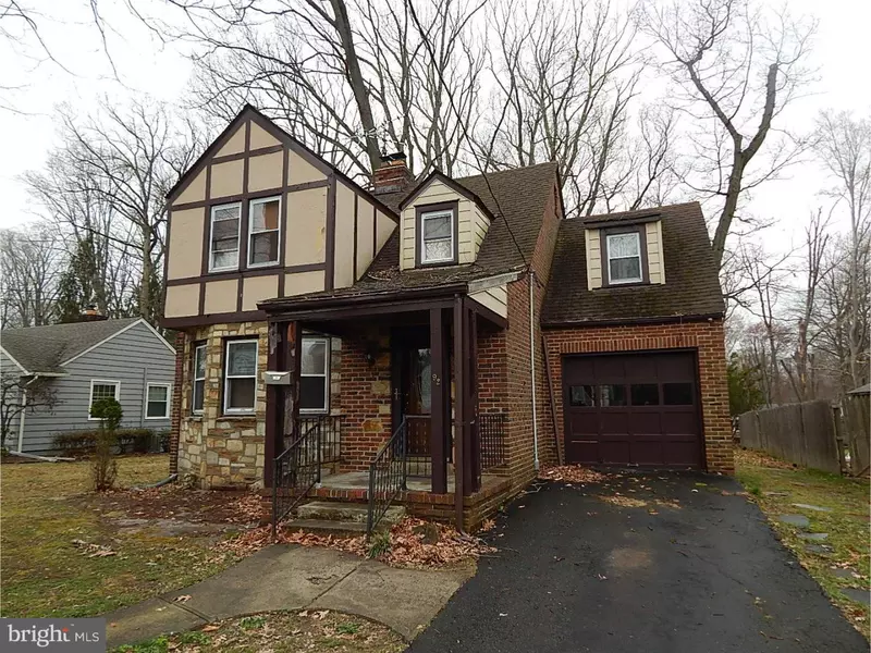 92 RIDGEWOOD AVE, Ewing, NJ 08618