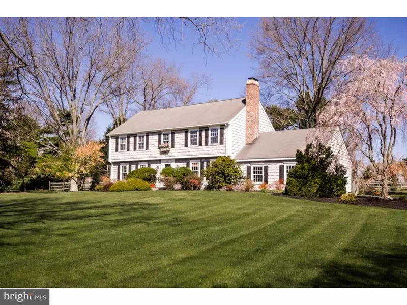 7 MEADOW LN, Pennington, NJ 08534