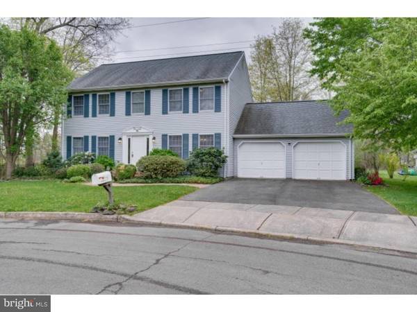 16 PEMBROKE CT, Lawrenceville, NJ 08648