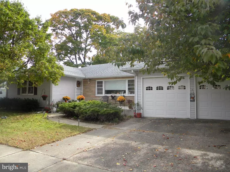 33 TAFT AVE, Hamilton, NJ 08610