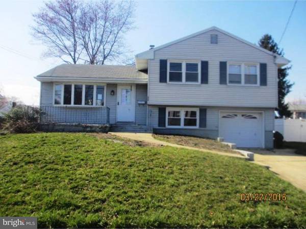 33 WINDING WAY, Hamilton Twp, NJ 08620