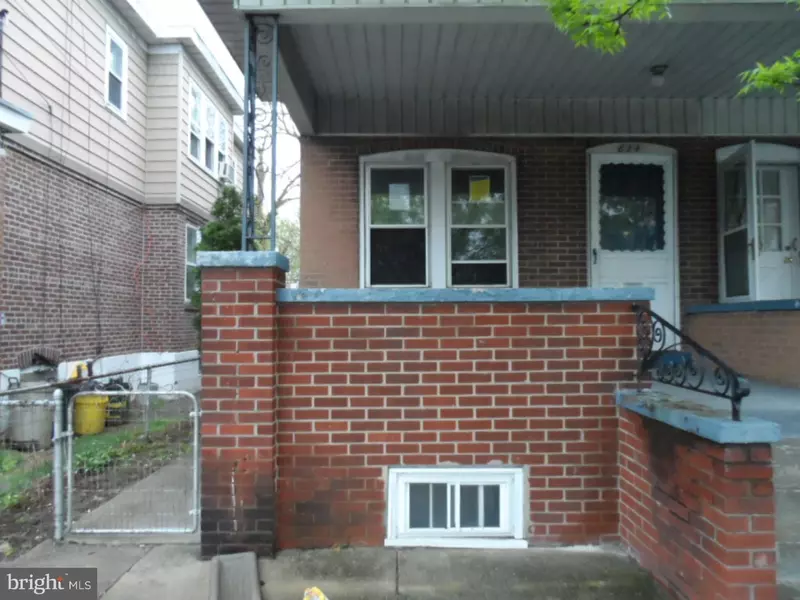 824 CHAMBERS ST, Trenton, NJ 08611