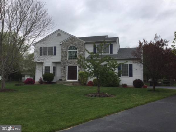 17 LOVELAND CT, Cranbury, NJ 08512