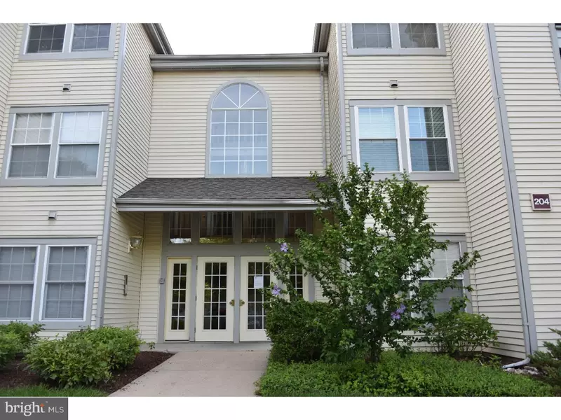 204 SALEM CT #10, West Windsor, NJ 08540