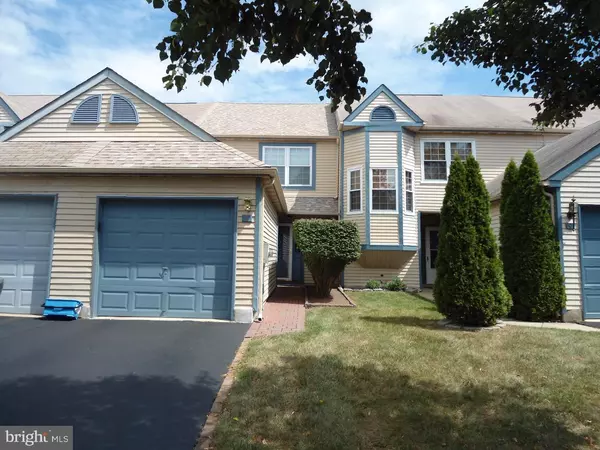 7 LAUREL CT, Hamilton, NJ 08690