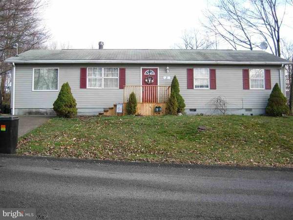 3 BUXTON LN, Morgantown, WV 26508