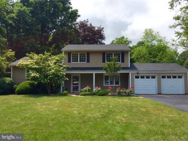 6 JEFFREY LN, East Windsor, NJ 08520