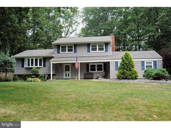 17 JEFFREY LN, East Windsor, NJ 08520