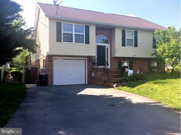 34 RIFLEMEN LN, Winchester, VA 22601