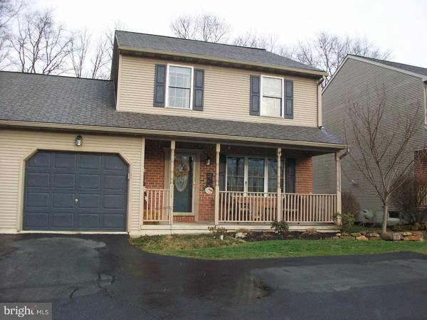 221 SPIRIT CT, Blandon, PA 19510