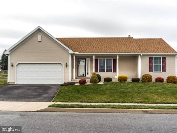 17 ROXBERRY DR, Sinking Spring, PA 19608