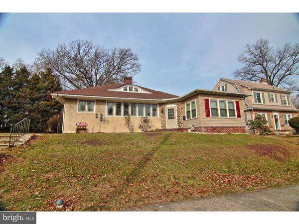 27 FAIRVIEW ST, Boyertown, PA 19512