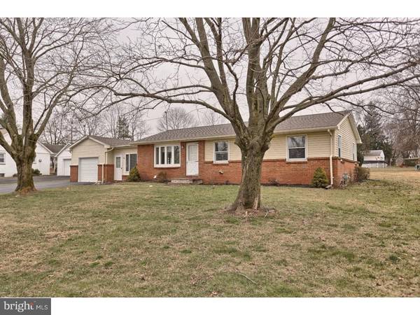 22 CENTER RD, Douglassville, PA 19518