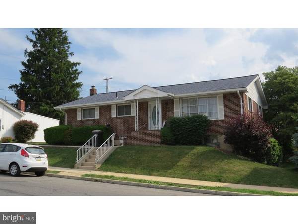 200 PARK AVE, West Reading, PA 19611