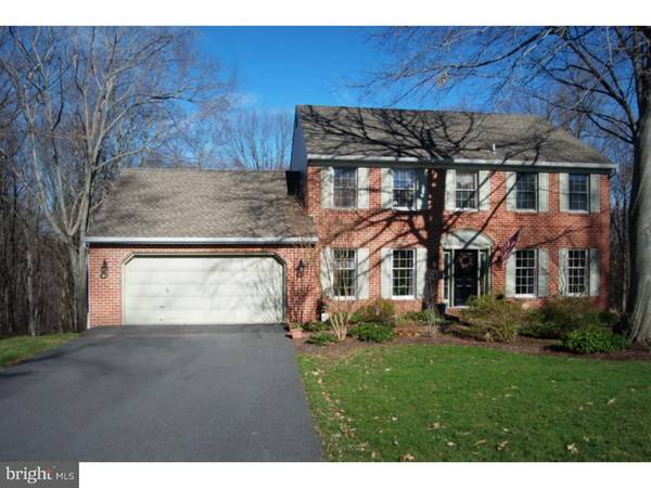 10 SHADY HOLLOW LN, Reading, PA 19607