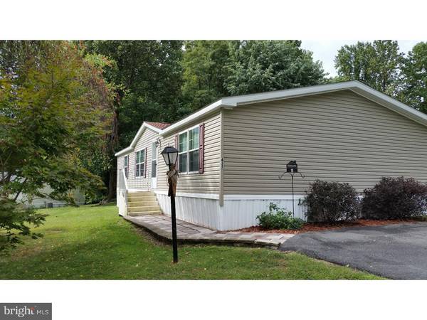 435 MOUNTAIN VILLAGE DR, Macungie, PA 18062