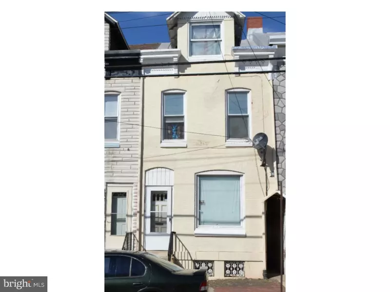 1035 DOUGLASS ST, Reading, PA 19604