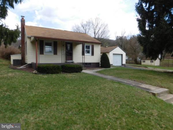 3811 OAK ST, Temple, PA 19560