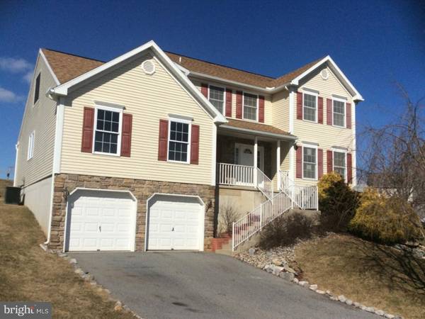 11 VERDUN DR, Reading, PA 19605