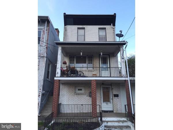 553 FRANKLIN ST, Hamburg, PA 19526