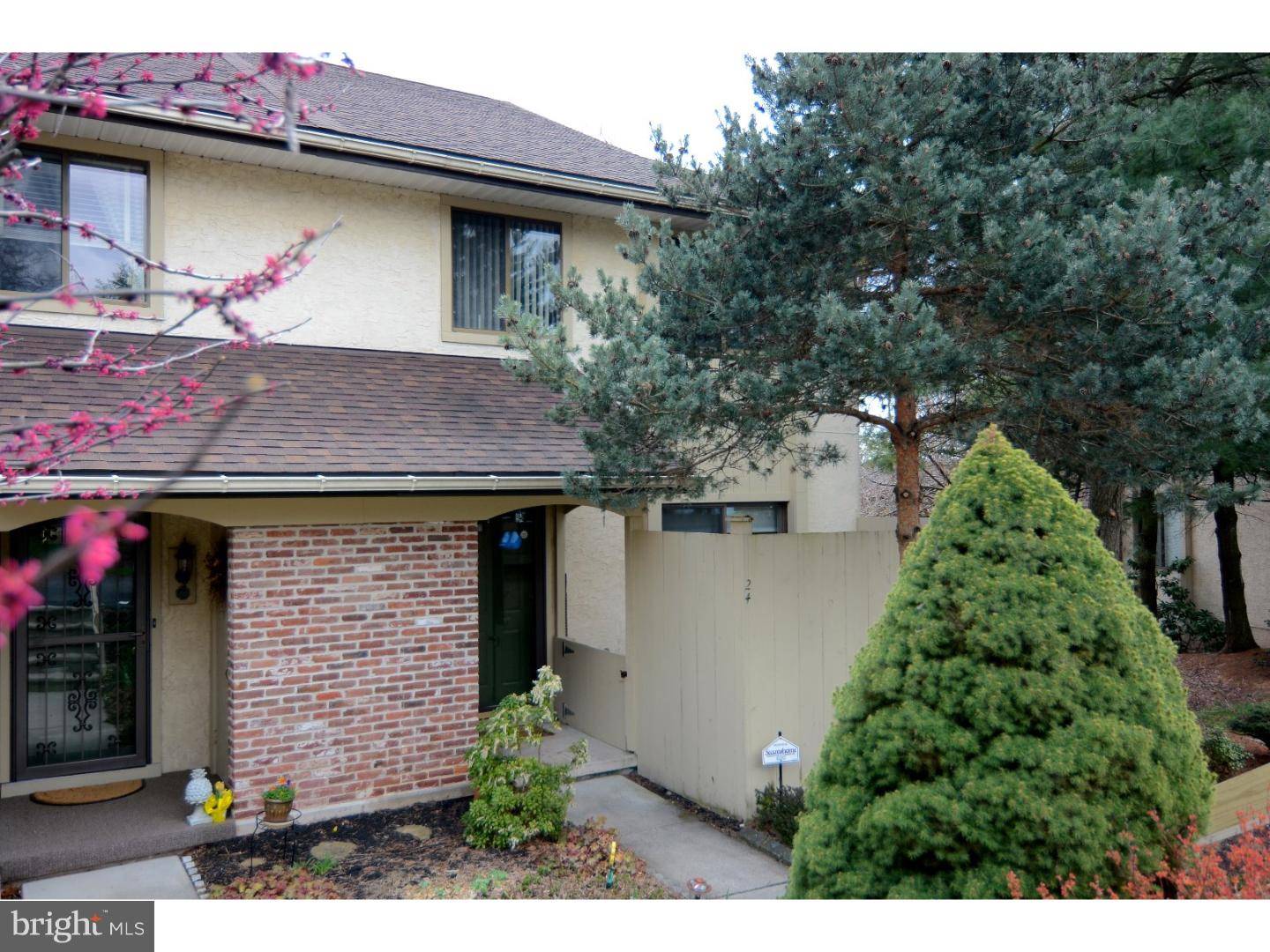 24 PINE WOODS CT, Reading, PA 19607