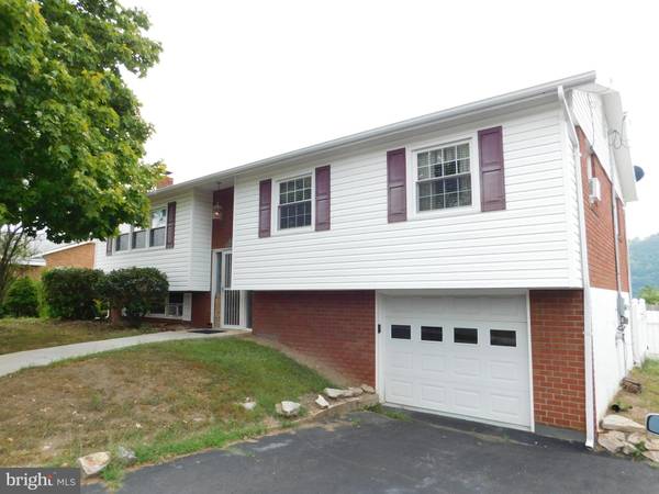 1425 BEACON, Keyser, WV 26726