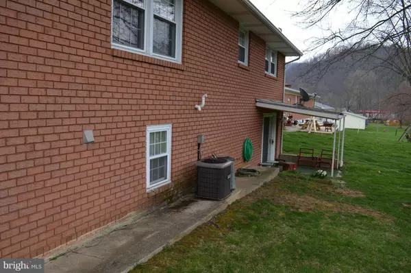 Keyser, WV 26726,203 MOUNTAIN VIEW DR