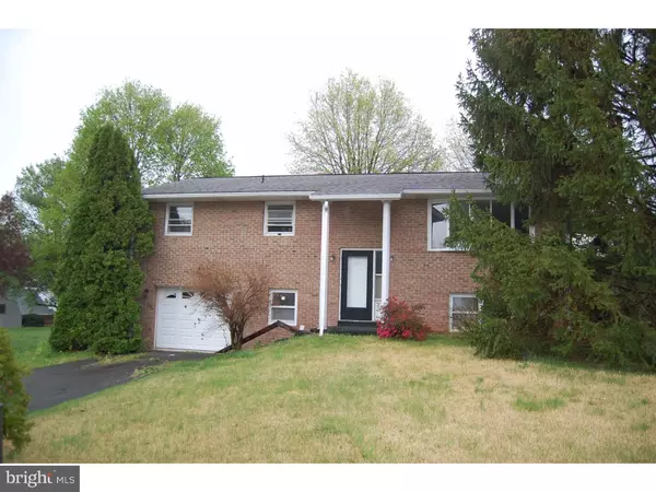 Reading, PA 19606,785 AHRENS RD