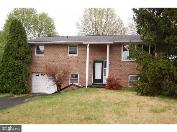 785 AHRENS RD, Reading, PA 19606