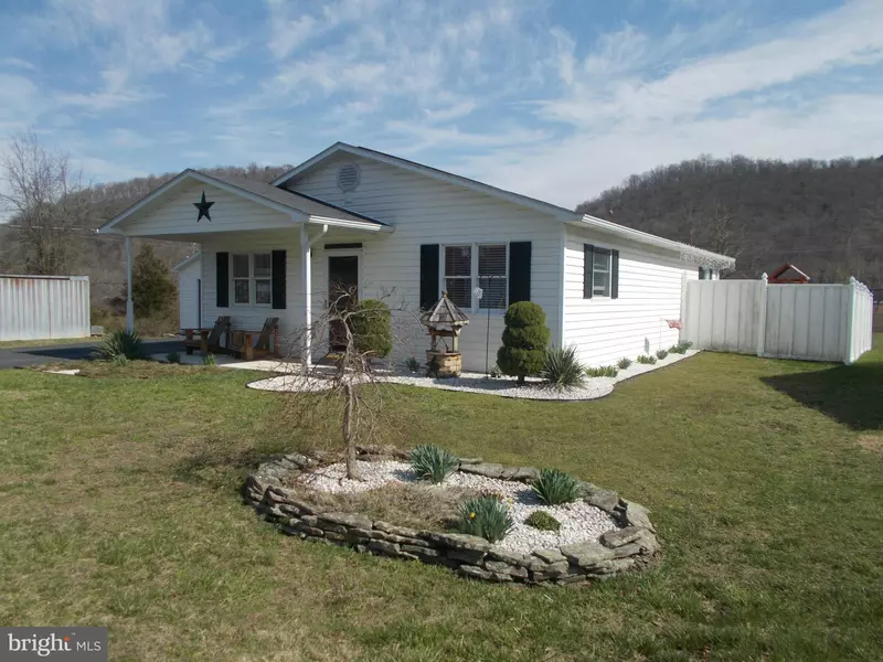 120 HUMMINGBIRD ST, Keyser, WV 26726