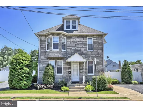 1506 ELIZABETH AVE, Reading, PA 19605