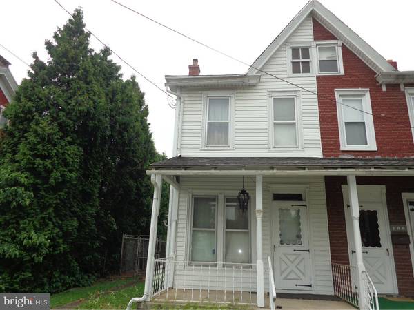 106 W PENN AVE, Robesonia, PA 19551