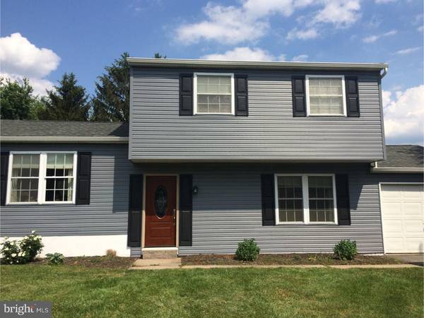 465 POMANDER AVE, Reading, PA 19606