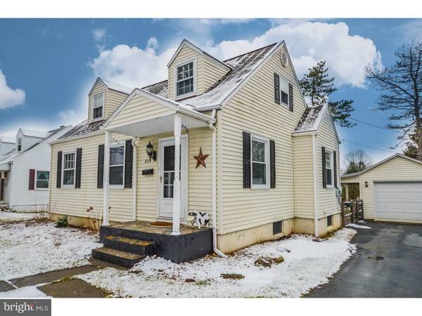 839 MAPLE RD, Hellertown, PA 18055